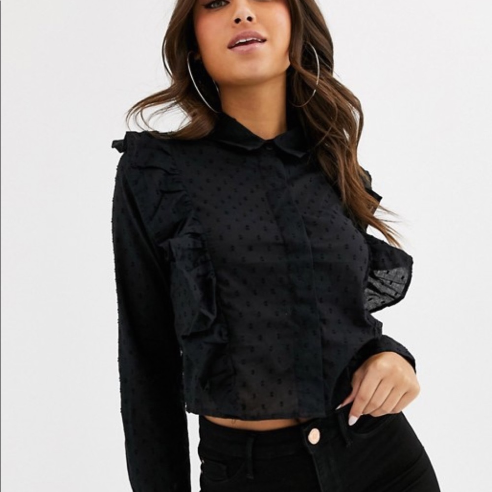 Cropped shirt with frill front in black